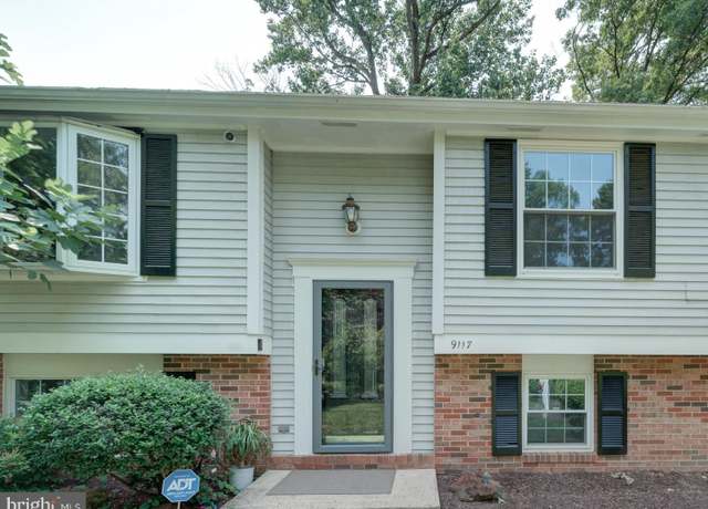 Property at 9117 Hunting Pines Pl, Fairfax, VA 22032, 4 beds, 4 baths