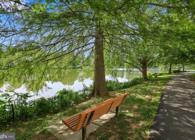 Property at 2867 Yarling Ct #2867, Falls Church, VA 22042, 2 beds, 1 bath