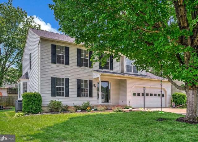 Property at 4 Collins Ct, Stafford, VA 22556, 5 beds, 3.5 baths