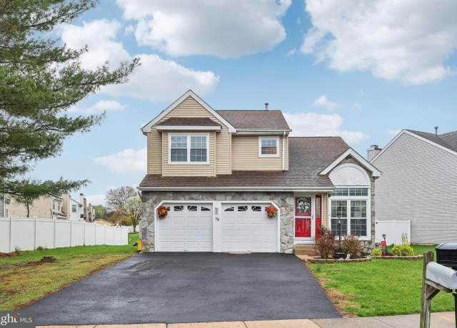 Property at 78 Ridgewood Way, Burlington, NJ 08016, 3 beds, 2.5 baths