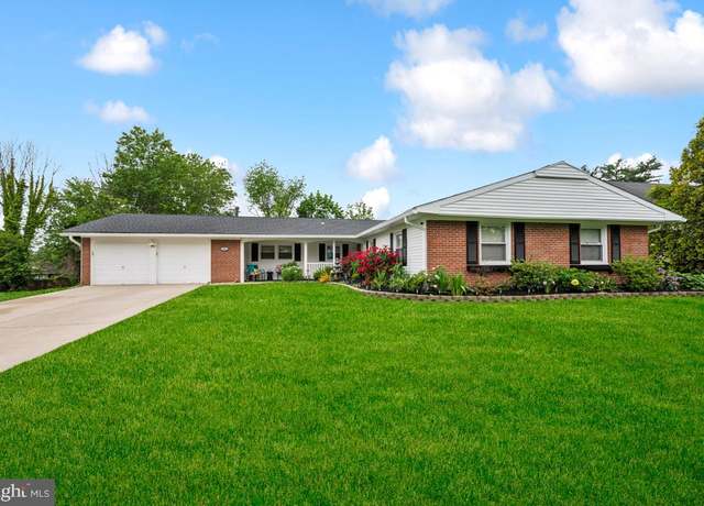 Property at 65 Thornhill Ln, Willingboro, NJ 08046, 4 beds, 2.5 baths