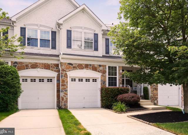 Property at 91 Weaver Dr, Marlton, NJ 08053, 3 beds, 2.5 baths