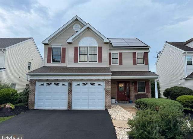 Property at 4 Sandstone Rd, East Windsor, NJ 08520, 3 beds, 2.5 baths