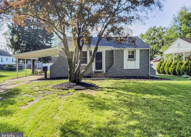 Property at 4007 Gettysburg Rd, Camp Hill, PA 17011, 2 beds, 1 bath