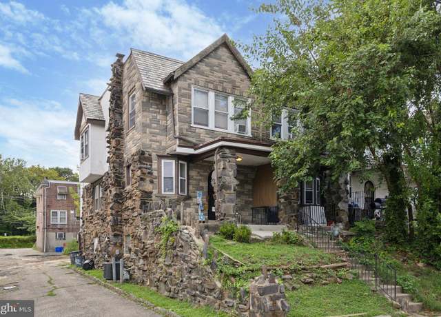 Property at 142 Springton Rd, Upper Darby, PA 19082, 4 beds, 2 baths