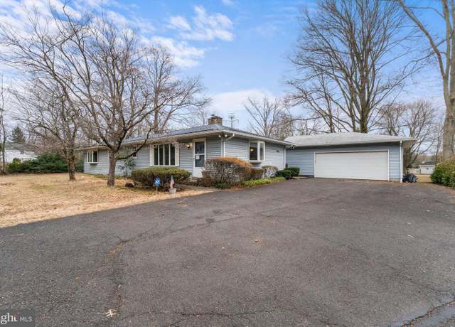 Property at 527 Norristown Rd, Horsham, PA 19044, 4 beds, 2 baths
