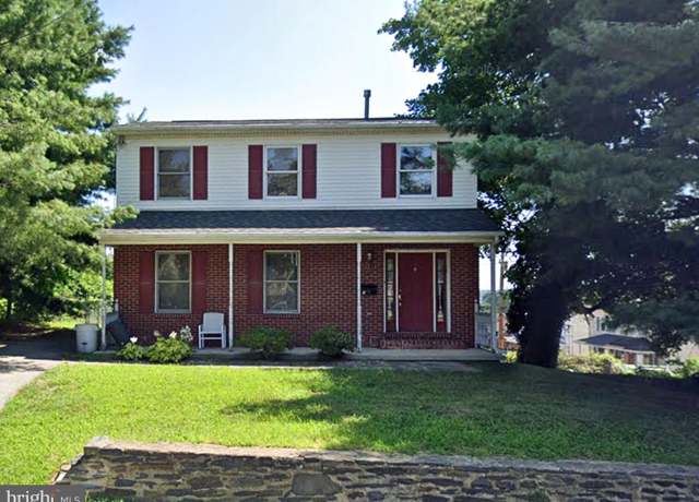 Property at 7 Highland Ave, Belmont Hills, PA 19004, 4 beds, 2.5 baths
