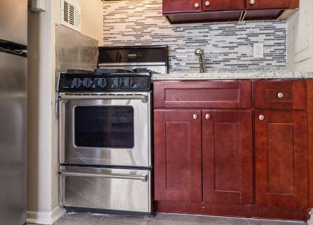 Property at 2101-17 Chestnut St #724, Philadelphia, PA 19103, 1 bath