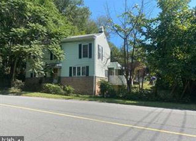 Property at 738 Ann St, Pottsville, PA 17901, 3 beds, 2 baths
