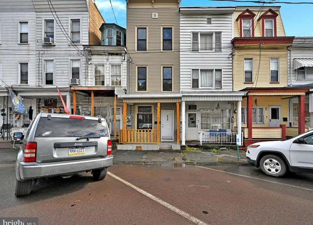Property at 910 E Centre St, Mahanoy City, PA 17948, 4 beds, 2 baths