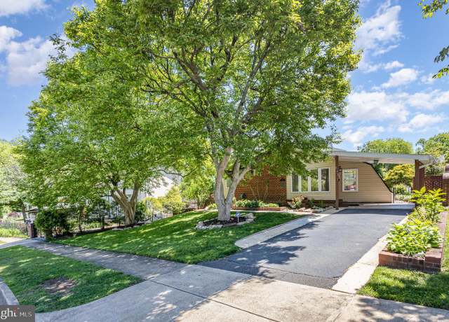 Property at 5511 Gwyn Pl, Alexandria, VA 22312, 3 beds, 2 baths