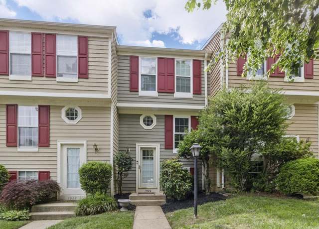 Property at 1920 Belmont Ridge Ct, Reston, VA 20191, 2 beds, 1.5 baths