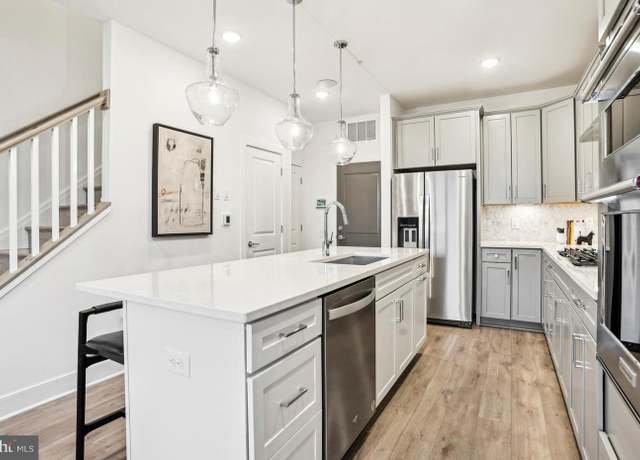 Property at 20076 Coral Wind Ter, Ashburn, VA 20147, 3 beds, 2.5 baths