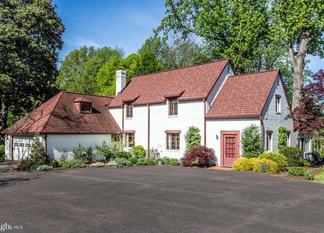 Property at 10127 Little Skyline Dr, Orange, VA 22960, 4 beds, 4 baths