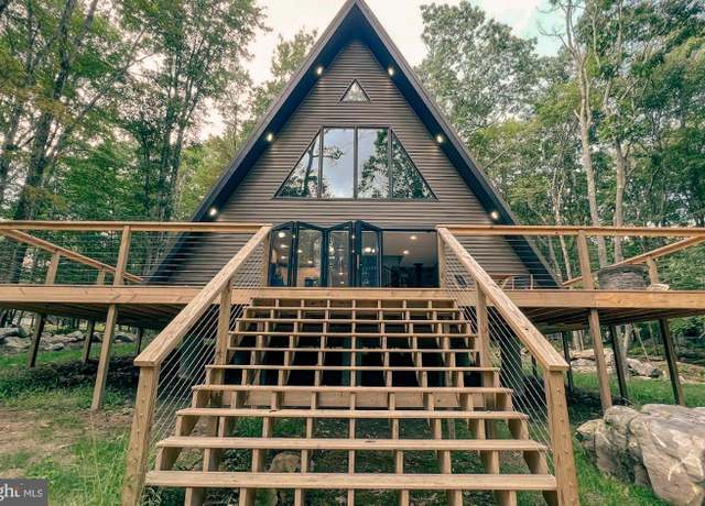 Property at 49 Teaberry Ln, Terra Alta, WV 26764, 2 beds, 1.5 baths