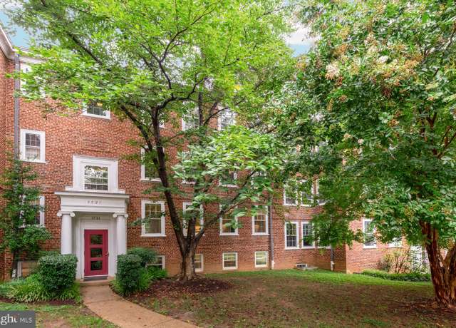 Property at 3521 39th St NW Unit A493, Washington, DC 20016, 4 beds, 2 baths