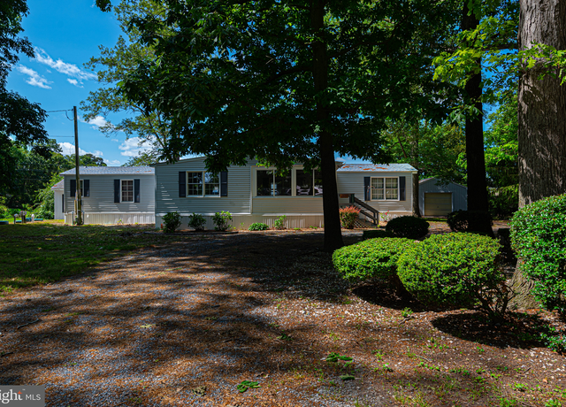 Property at 32286 South Dogwood Dr, Dagsboro, DE 19939, 3 beds, 3 baths