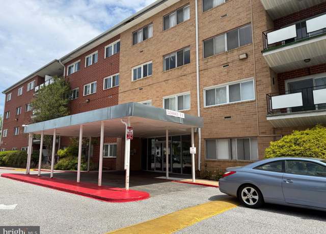 Property at 3737 Clarks Ln #300, Baltimore, MD 21215, 3 beds, 2 baths