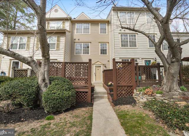 Property at 19742 Teakwood Cir #52, Germantown, MD 20874, 2 beds, 2.5 baths