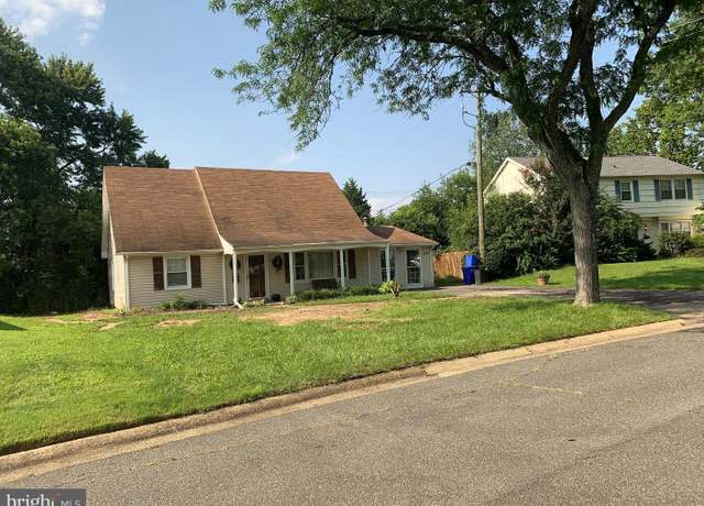 Property at 12506 Killian Ln, Bowie, MD 20715, 4 beds, 2 baths