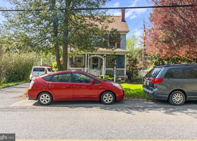 Property at 10612 Honeyfield Rd, Williamsport, MD 21795, 2 beds, 1 bath