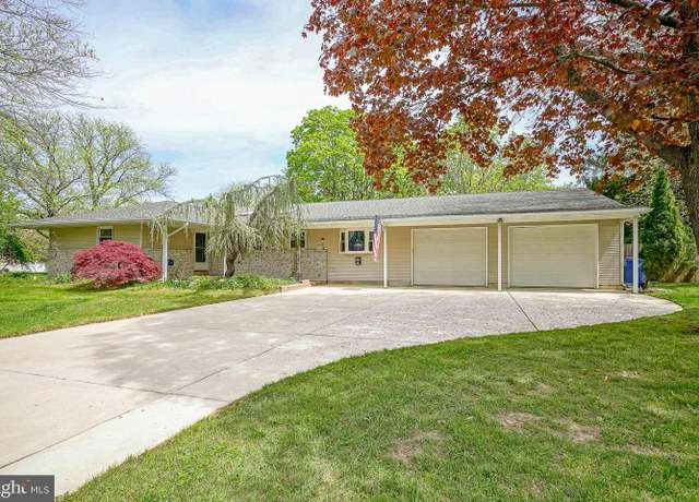 Property at 1518 Dogwood Dr, Cherry Hill, NJ 08003, 4 beds, 3 baths