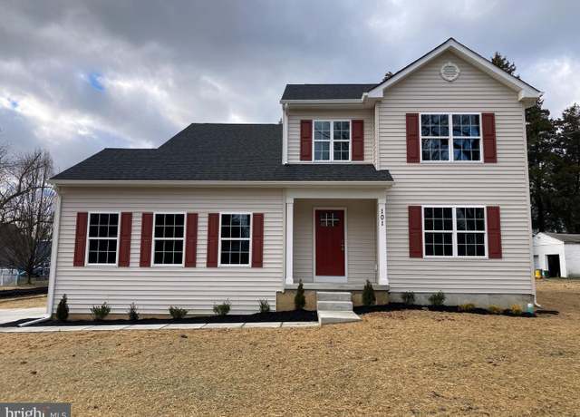Property at 524 Chestnut St, Williamstown, NJ 08094, 4 beds, 2.5 baths