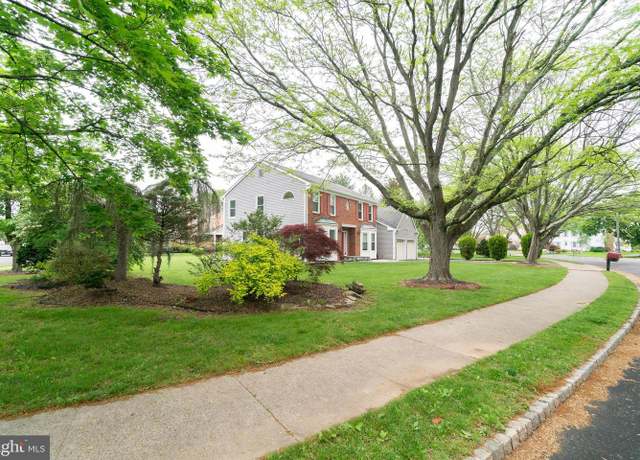 Property at 42 Madison Dr, Plainsboro, NJ 08536, 5 beds, 4.5 baths