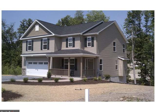 Property at 220 Green Top Rd, Sellersville, PA 18960, 4 beds, 2.5 baths