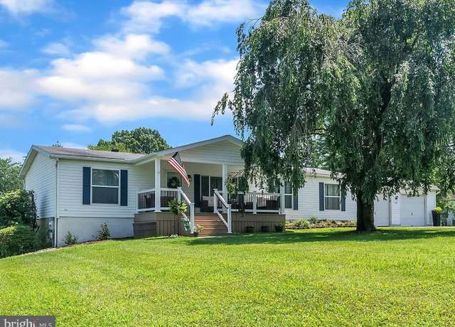 Property at 104 Heatherly Ln, Avondale, PA 19311, 3 beds, 2 baths