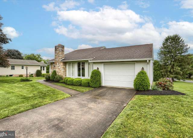 Property at 438 N 4th St, Halifax, PA 17032, 2 beds, 1.5 baths