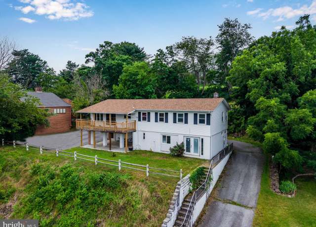 Property at 12309 Country Club Rd, Waynesboro, PA 17268, 3 beds, 2 baths