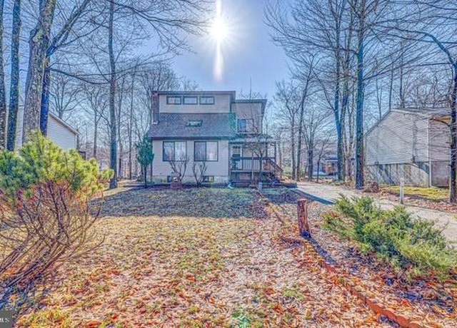 Property at 4623 Burnside Dr, Tobyhanna, PA 18466, 3 beds, 1.5 baths