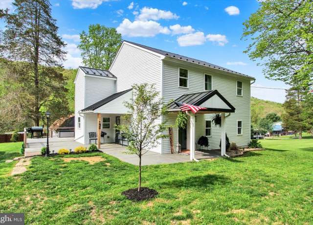 Property at 988 Clouser Hollow Rd, New Bloomfield, PA 17068, 3 beds, 2.5 baths