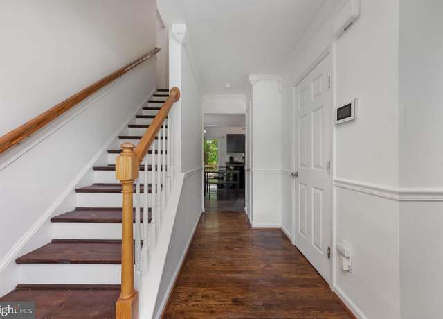 Property at 6162 Morton Cir, King George, VA 22485, 5 beds, 3.5 baths