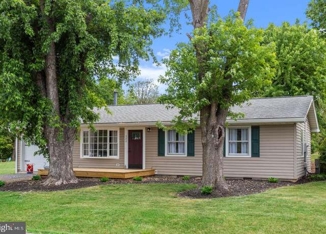 Property at 349 Walnut Dr, Timberville, VA 22853, 4 beds, 2 baths