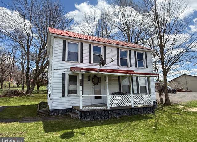 Property at 132 Oak St, Elk Garden, WV 26717, 2 beds, 1 bath