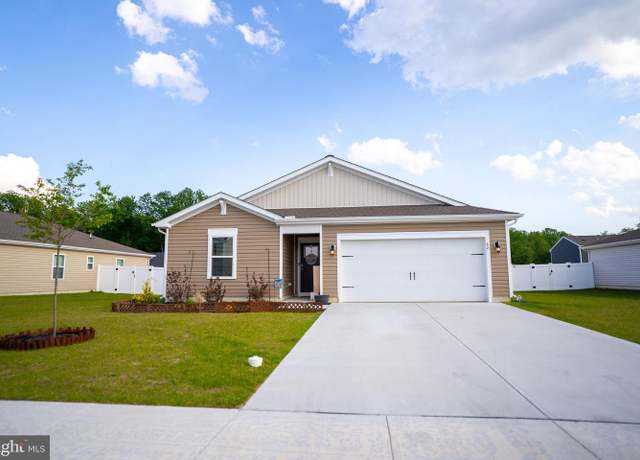 Property at 62 New England Dr, Felton, DE 19943, 4 beds, 2 baths