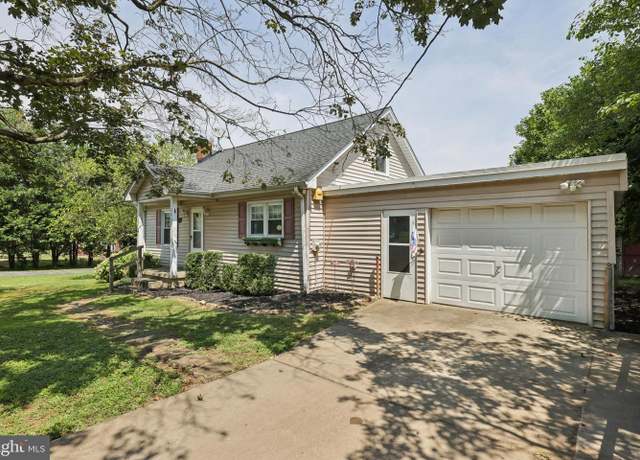 Property at 5903 Woodbine Rd, Woodbine, MD 21797, 3 beds, 1 bath