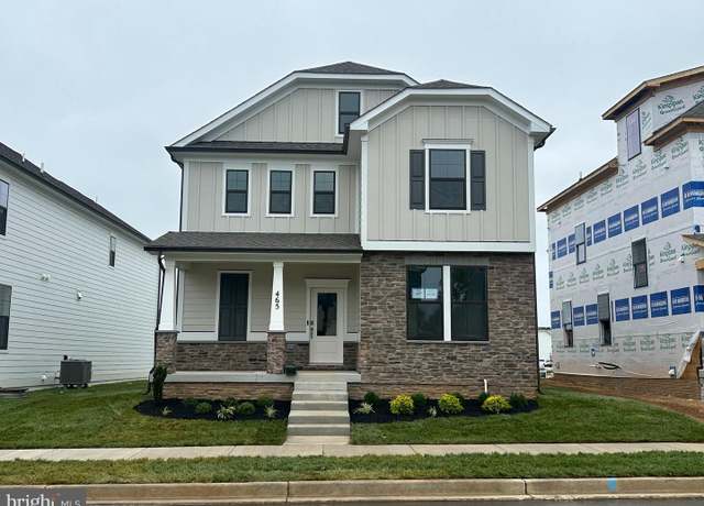 Property at 465 Hanson St, Frederick, MD 21701, 5 beds, 5 baths