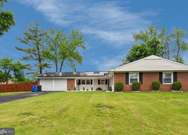 Property at 76 Torrington Ln, Willingboro, NJ 08046, 4 beds, 2 baths
