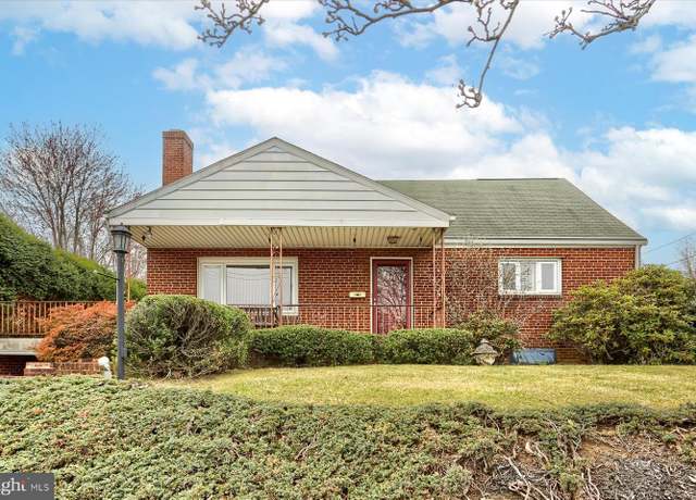 Property at 414 N 21st St, Camp Hill, PA 17011, 4 beds, 2.5 baths