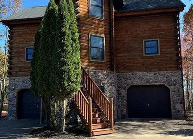 Property at 23 Pine Valley Ln, Hazleton, PA 18202, 4 beds, 4.5 baths
