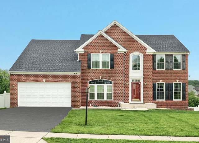 Property at 24 Louvain Dr, Hanover, PA 17331, 4 beds, 3.5 baths