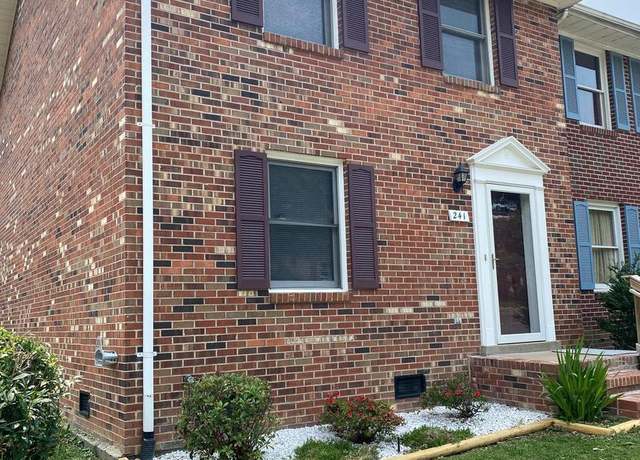 Property at 241 Farrell Ln, Fredericksburg, VA 22401, 3 beds, 2.5 baths