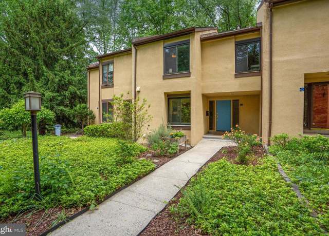 Property at 2354 Soft Wind Ct, Reston, VA 20191, 4 beds, 3 baths