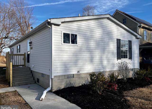 Property at 196 Main St, Little Creek, DE 19961, 3 beds, 2 baths