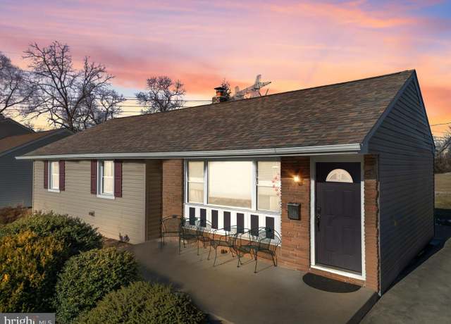 Property at 23 W Clairmont Dr, Newark, DE 19702, 3 beds, 1 bath