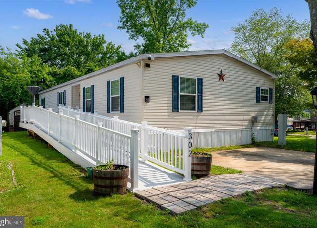 Property at 302 Berts Dr, Lothian, MD 20711, 3 beds, 2 baths