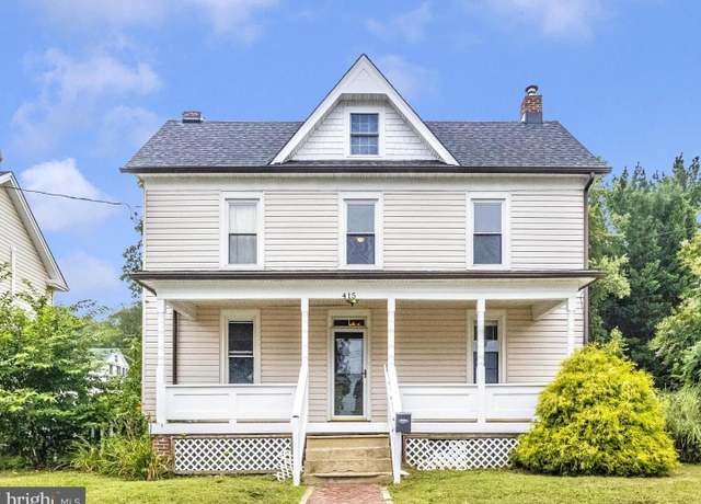 Property at 415 Brunswick St, Brunswick, MD 21716, 3 beds, 1.5 baths